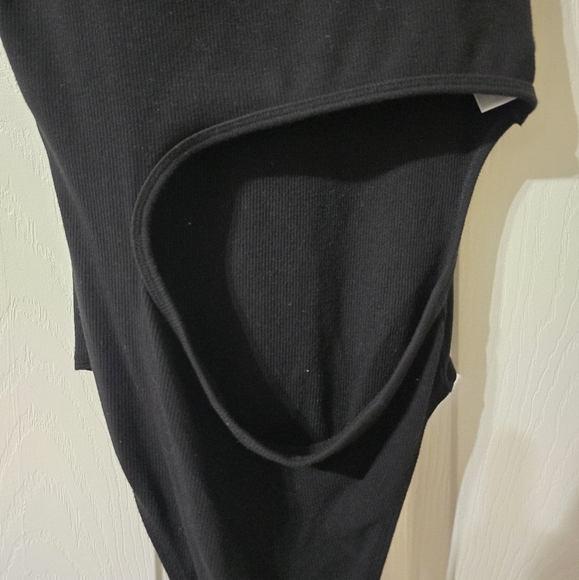 Alphalete Monarch Collection Ribbed Side Cut Out Bodysuit, Padded Cups, EUC! - Picture 5 of 15